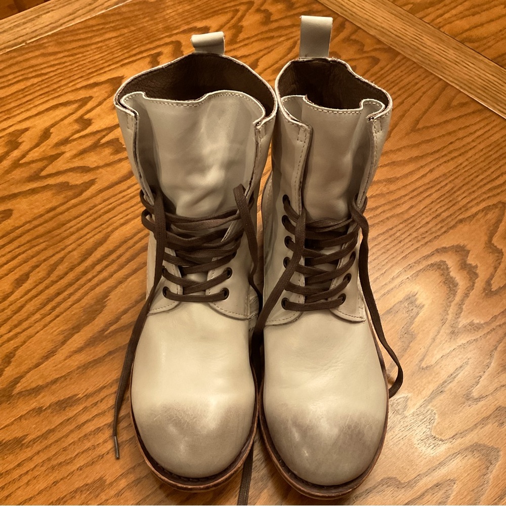 Gee’ WaWa Combat Boots, Sz 9M